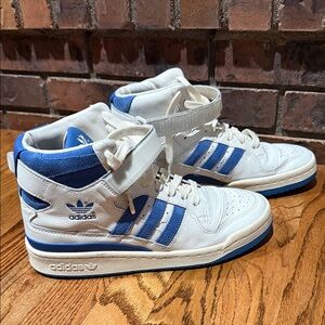 🏀 Adidas Originals Forum Mid Sneakers – Men’s Size 8 – White/Blue